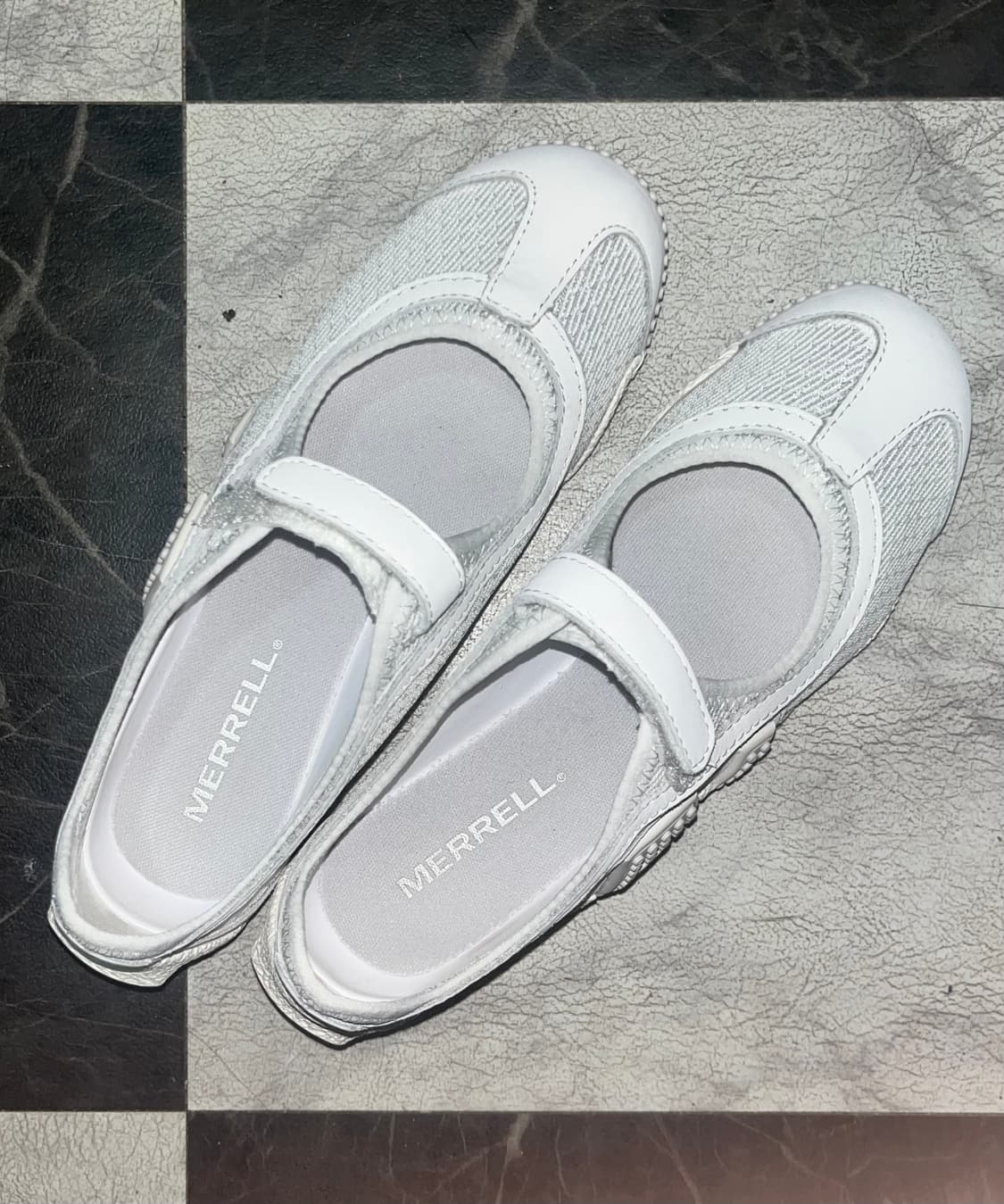 머렐(MERRELL) 릴레이 투어 메리제인 SE 화이트 235 상품이미지1
