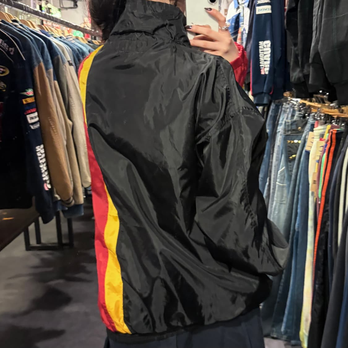  Tommy Hilfiger 타미힐피거 바람막이 블랙 레드 옐로우  상품이미지5