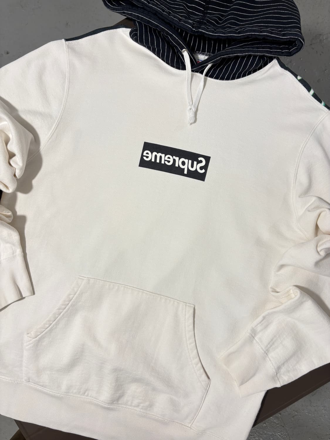 슈프림 꼼데가르송 후디 상품이미지5