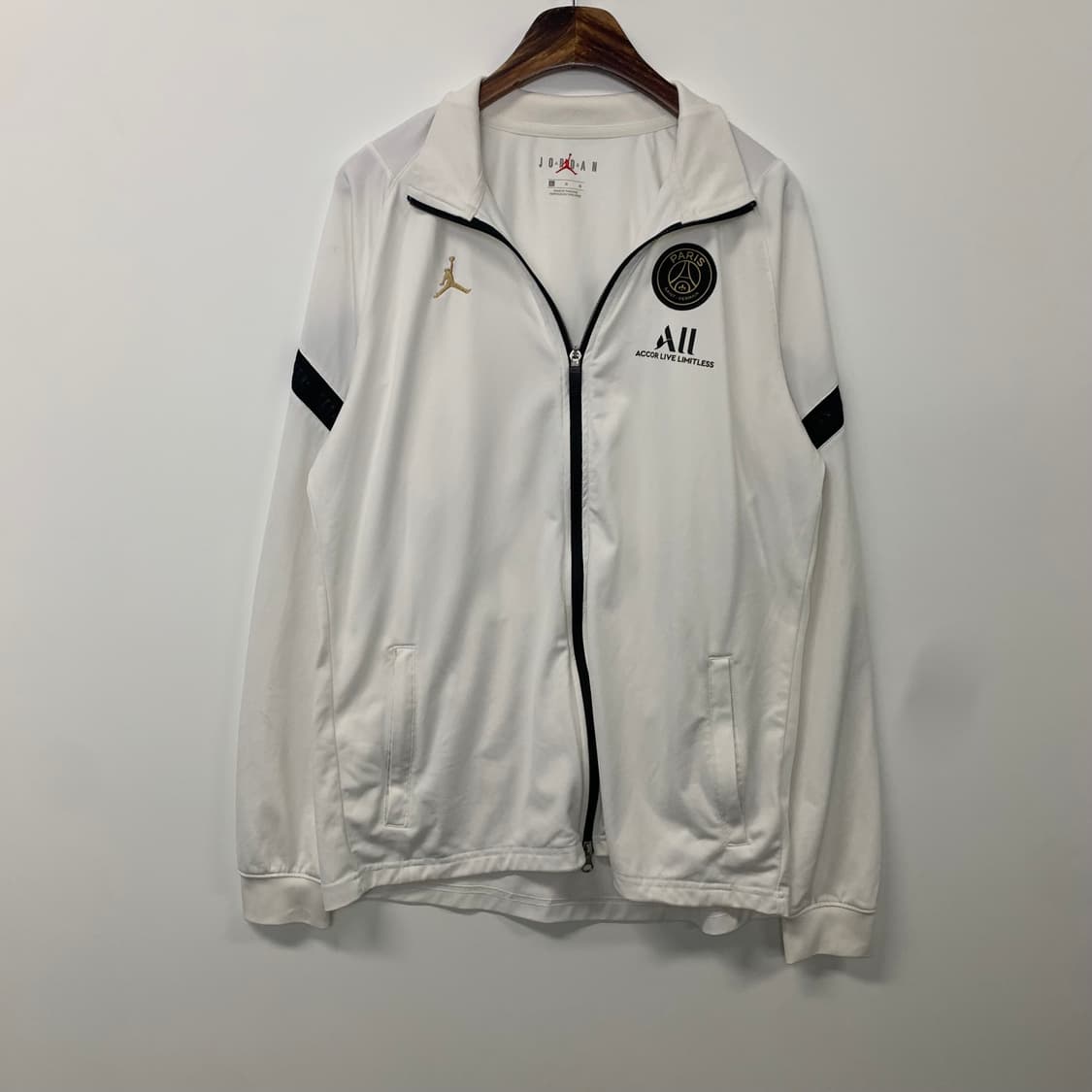 나이키 조던 파리 생제르망 PSG 화이트 트랙탑 져지 상품이미지2