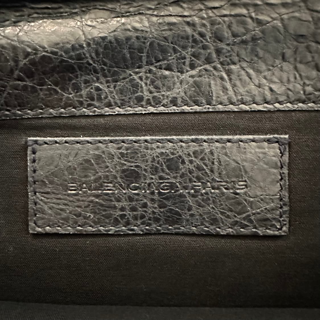 발렌시아가 엔벨로프 클러치 상품이미지5