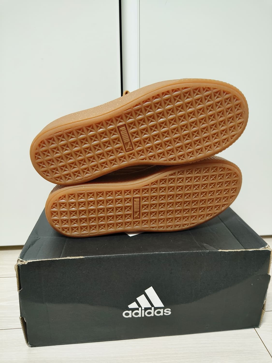 새상품 푸마 된장 255 상품이미지7