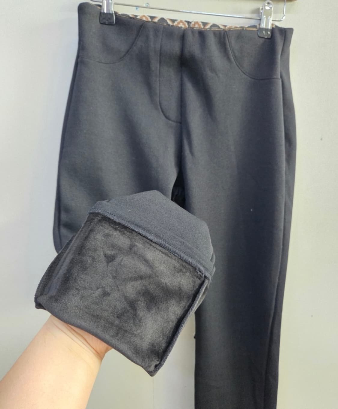 고급소재 여성용팬츠 밴딩기모슬랙스 날씬세련 도시적인매력 상품이미지3