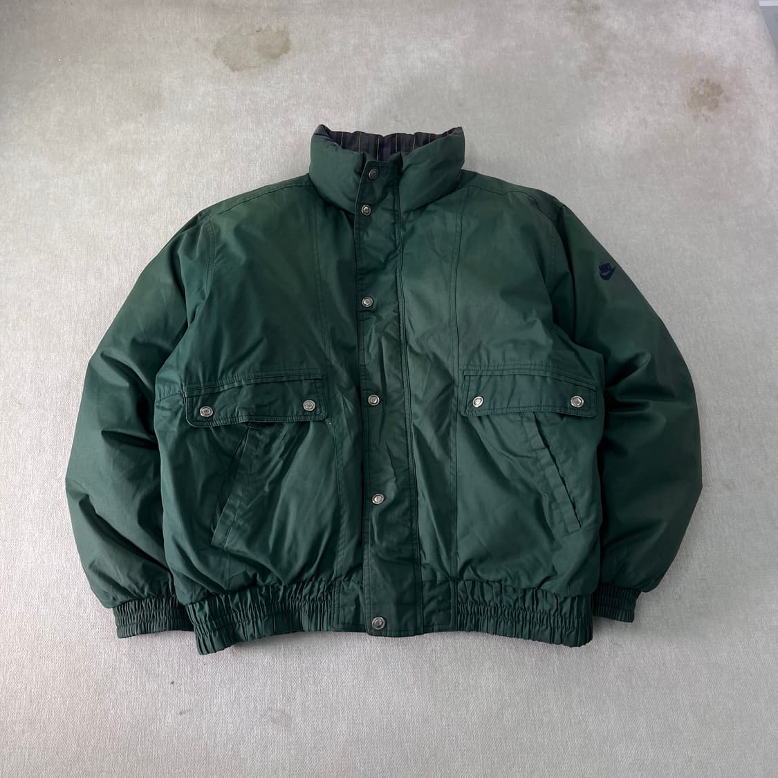 105 나이키 90s 삼나스포츠 리버시블 덕다운 패딩 상품이미지2