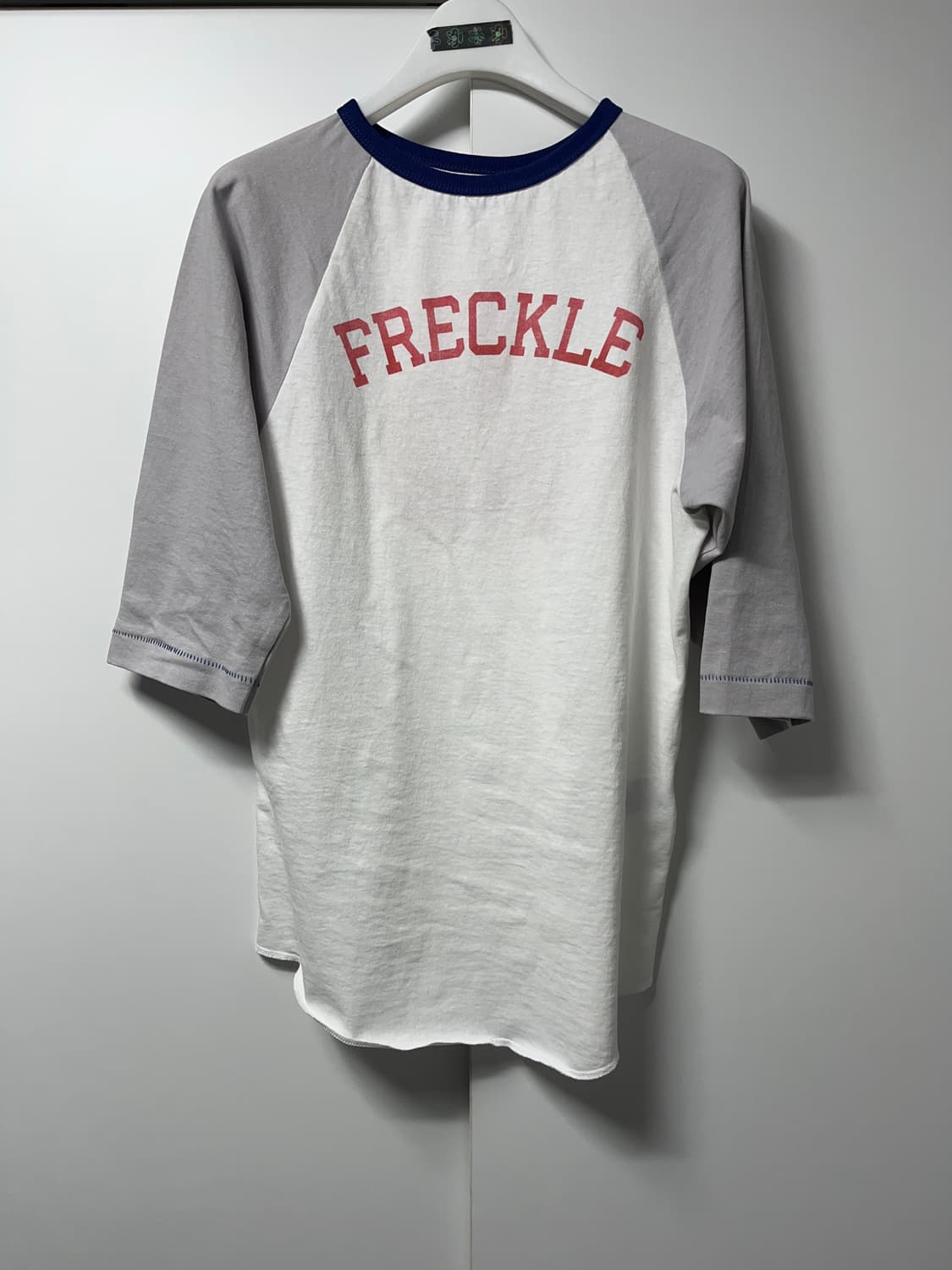 프레클 freckle printed raglan tee 상품이미지2