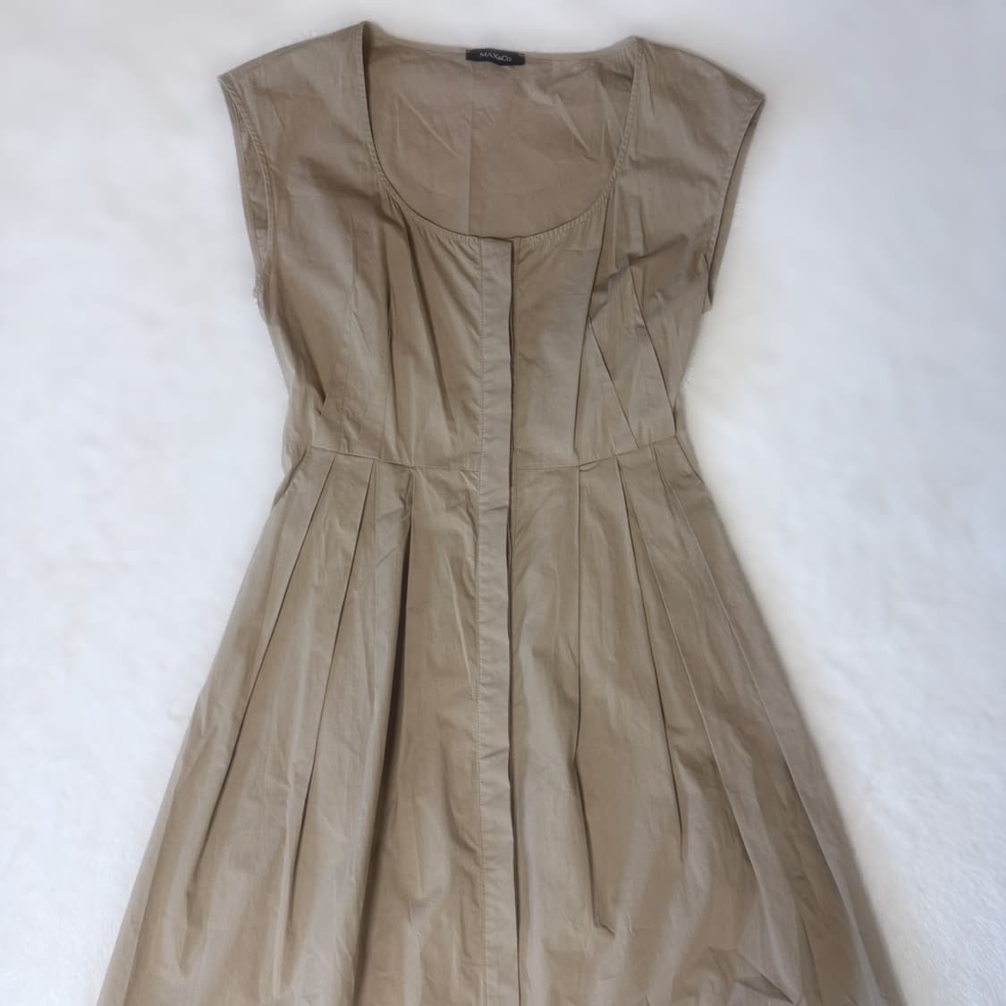 Max&Co 막스앤코 베이지 심플 보헤미안 나시 원피스 상품이미지2