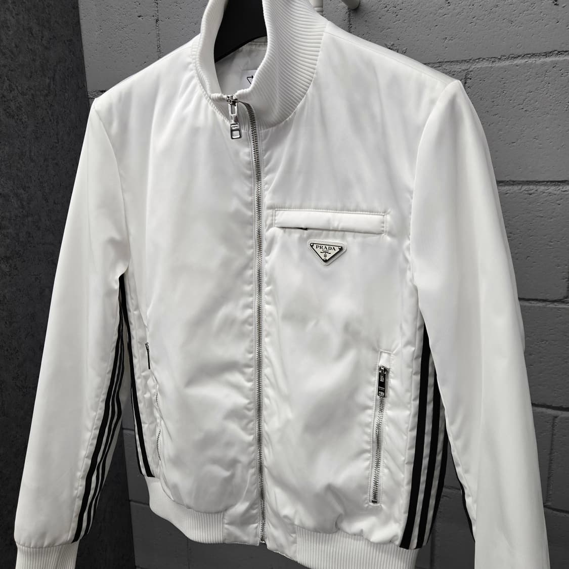 프라다 아디다스 리나일론 삼각로고 블루종 자켓 상품이미지1