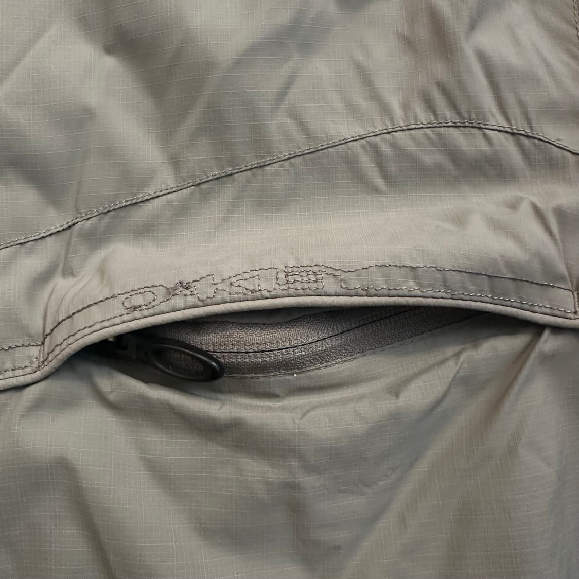 00s 오클리 Oakley 텍티컬 자켓 상품이미지3