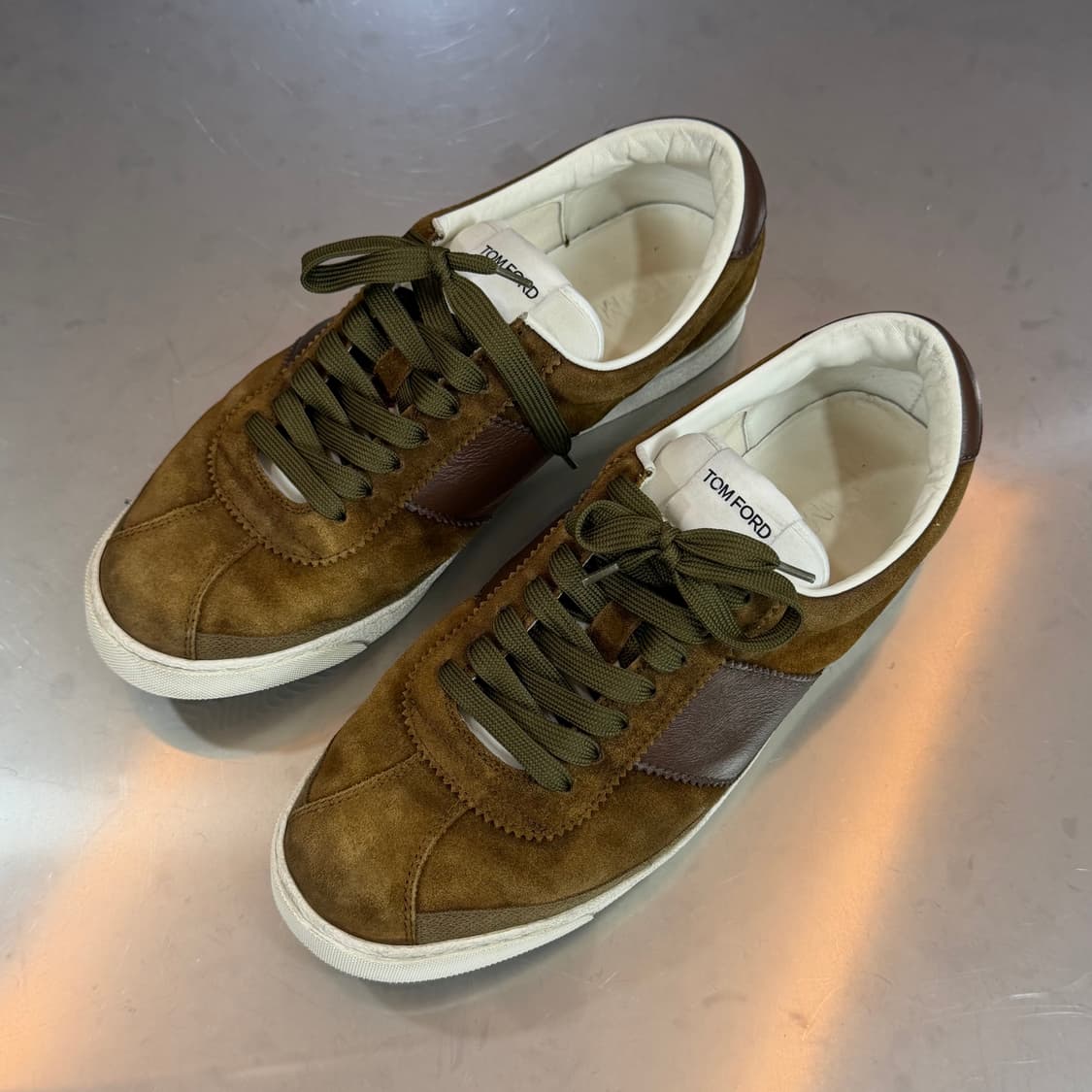 [리오브] 톰포드 베니스터 스웨이드 스니커즈 상품이미지2