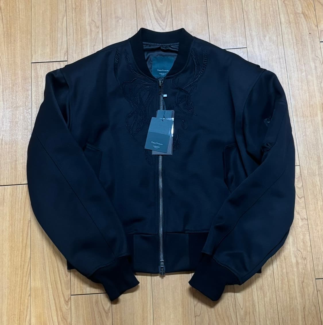 [2] 언더마이카 BLACK MAMBA CROPPED MA-1 크롭 봄버 상품이미지2