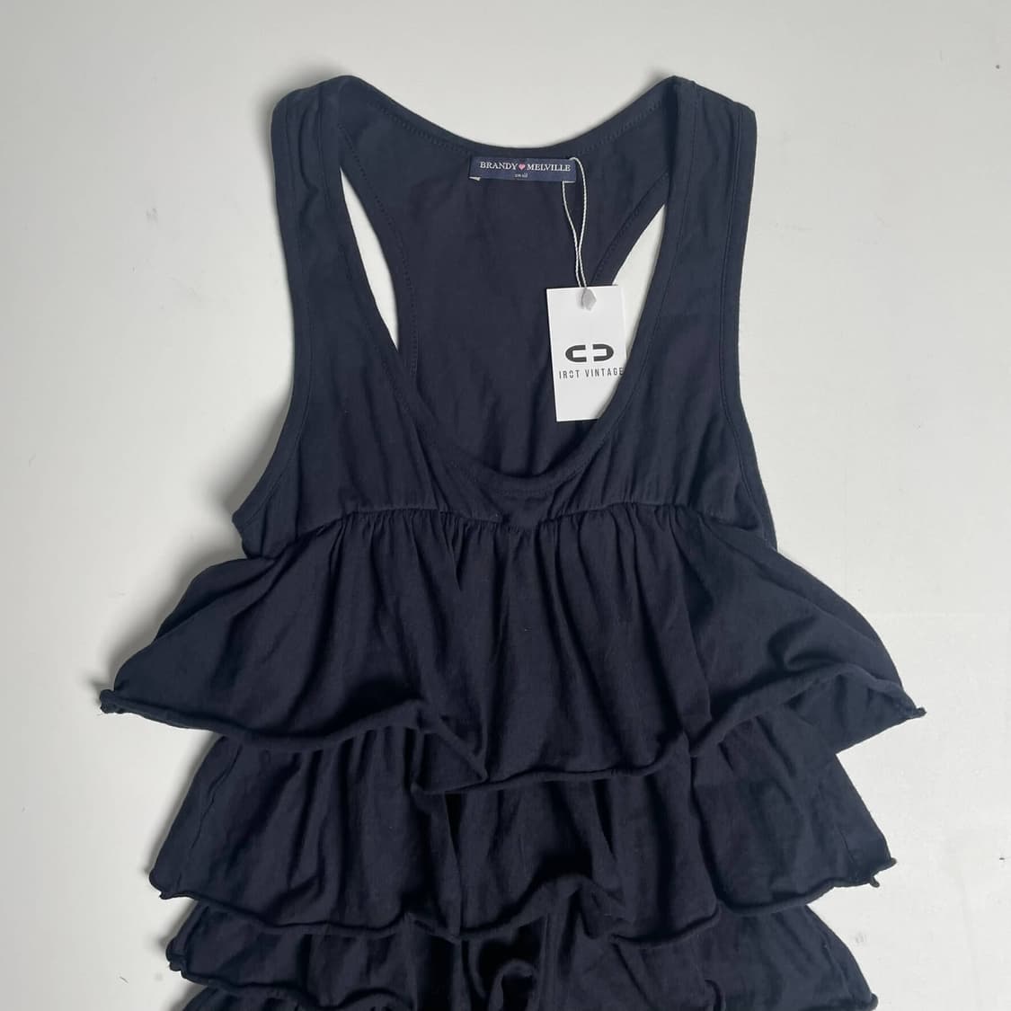 Brandy melville 러플 멀티레이어 슬리브리스 (italy)   상품이미지2