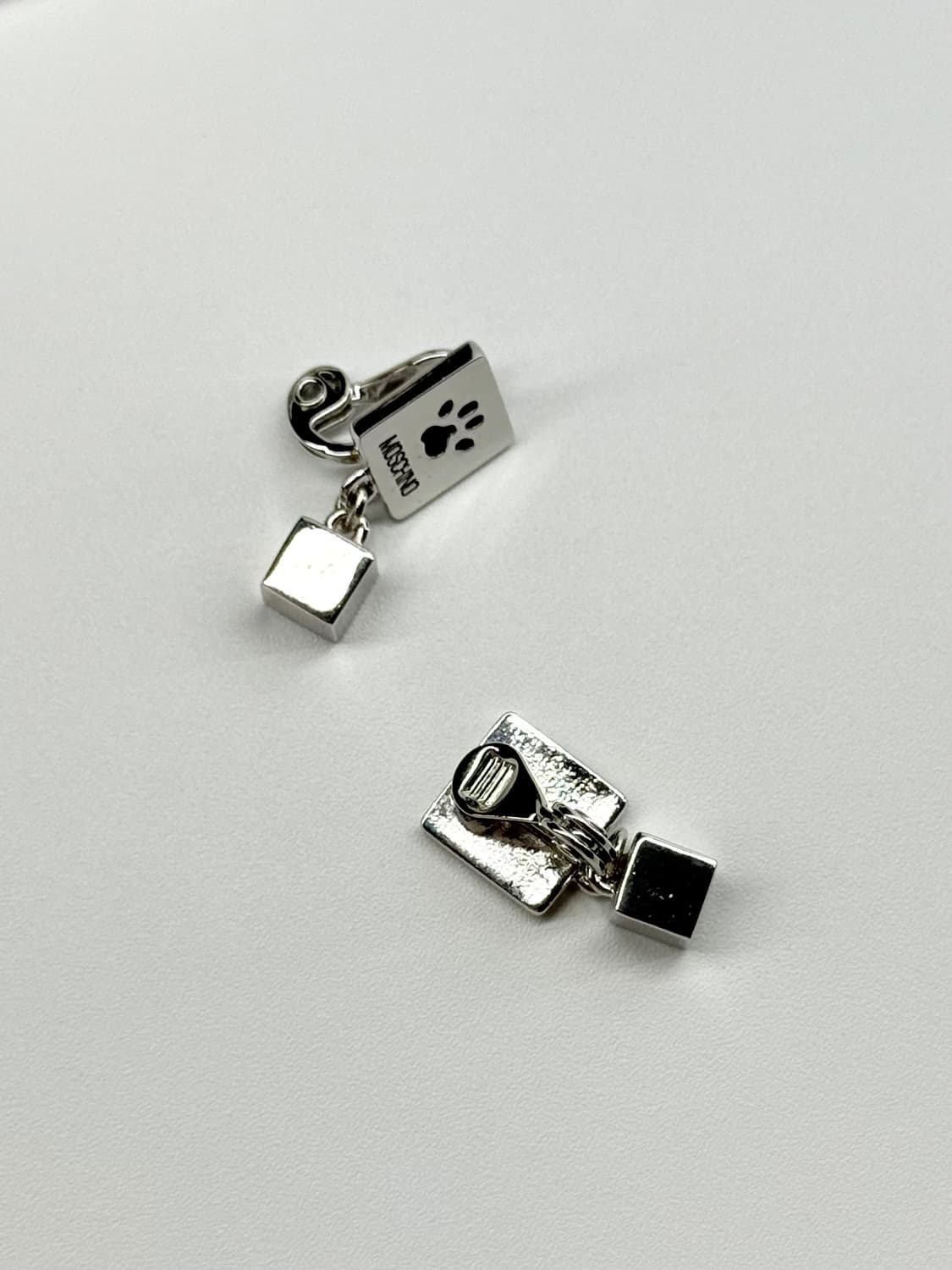 MOSCHINO clip earrings 상품이미지2