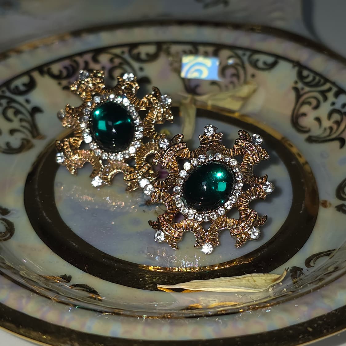 빈티지 앤틱 에메랄드 골드 큐빅 로맨틱 영롱 귀걸이 상품이미지3