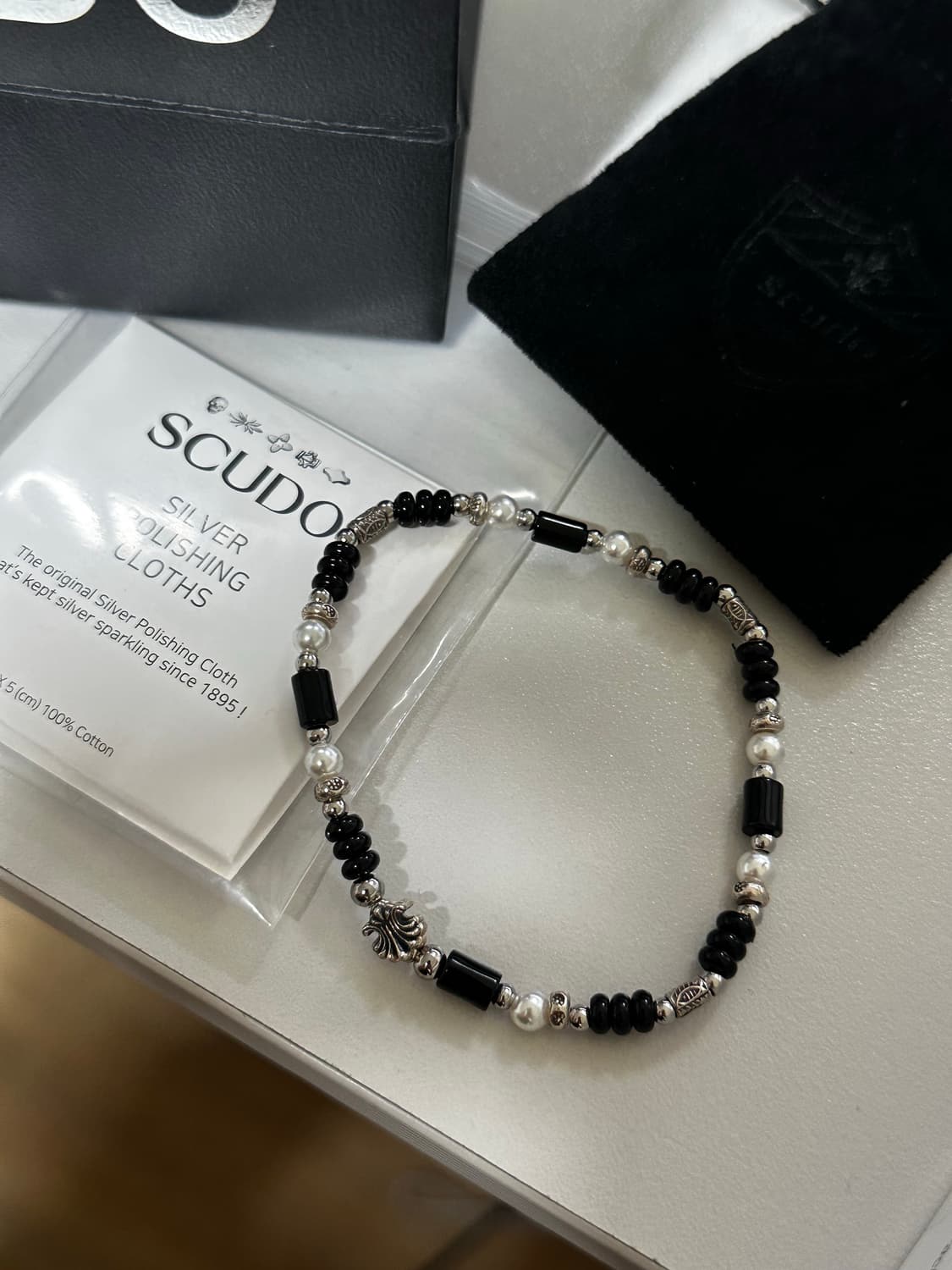 스쿠도 쉘 블랙 펄 비즈 팔찌 18cm 상품이미지1