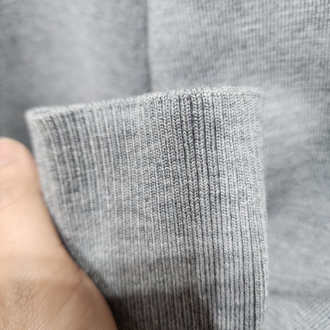 톰브라운 밀라노스티치 니트 그레이 3사이즈 상품이미지8