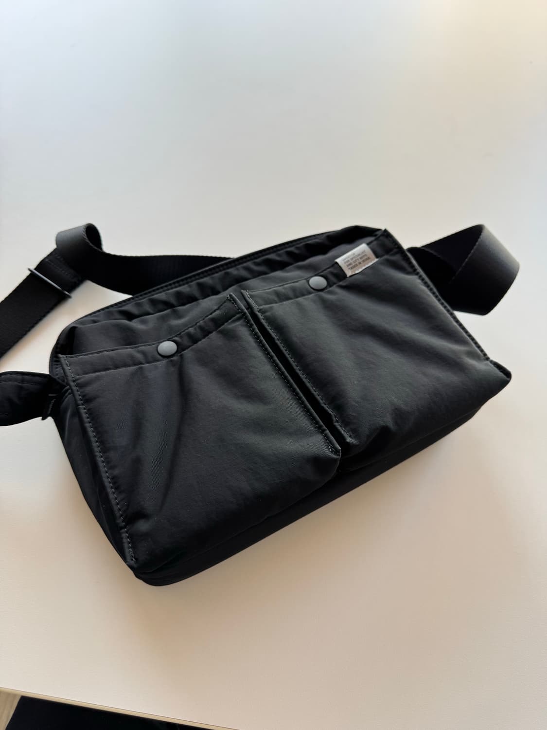 스위치 시티보이즈 004 크로스백 블랙 상품이미지1