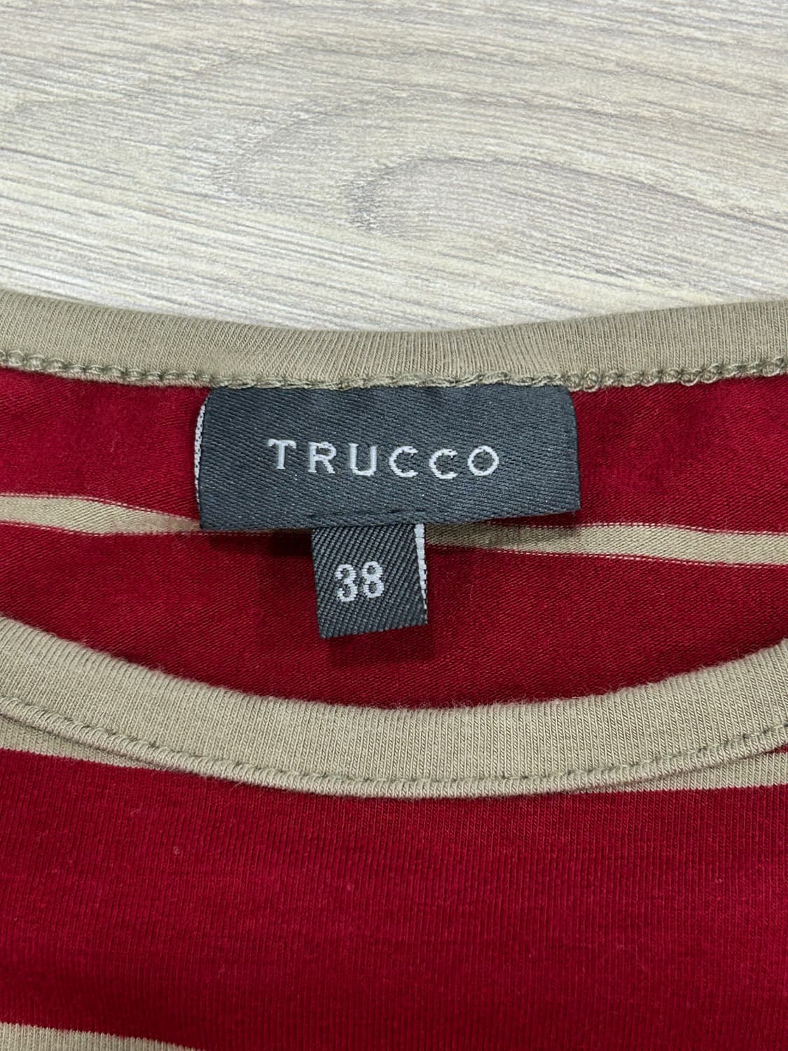 스페인 Trucco 셔링 포켓 스트라이프 반팔티 버건디 상품이미지7