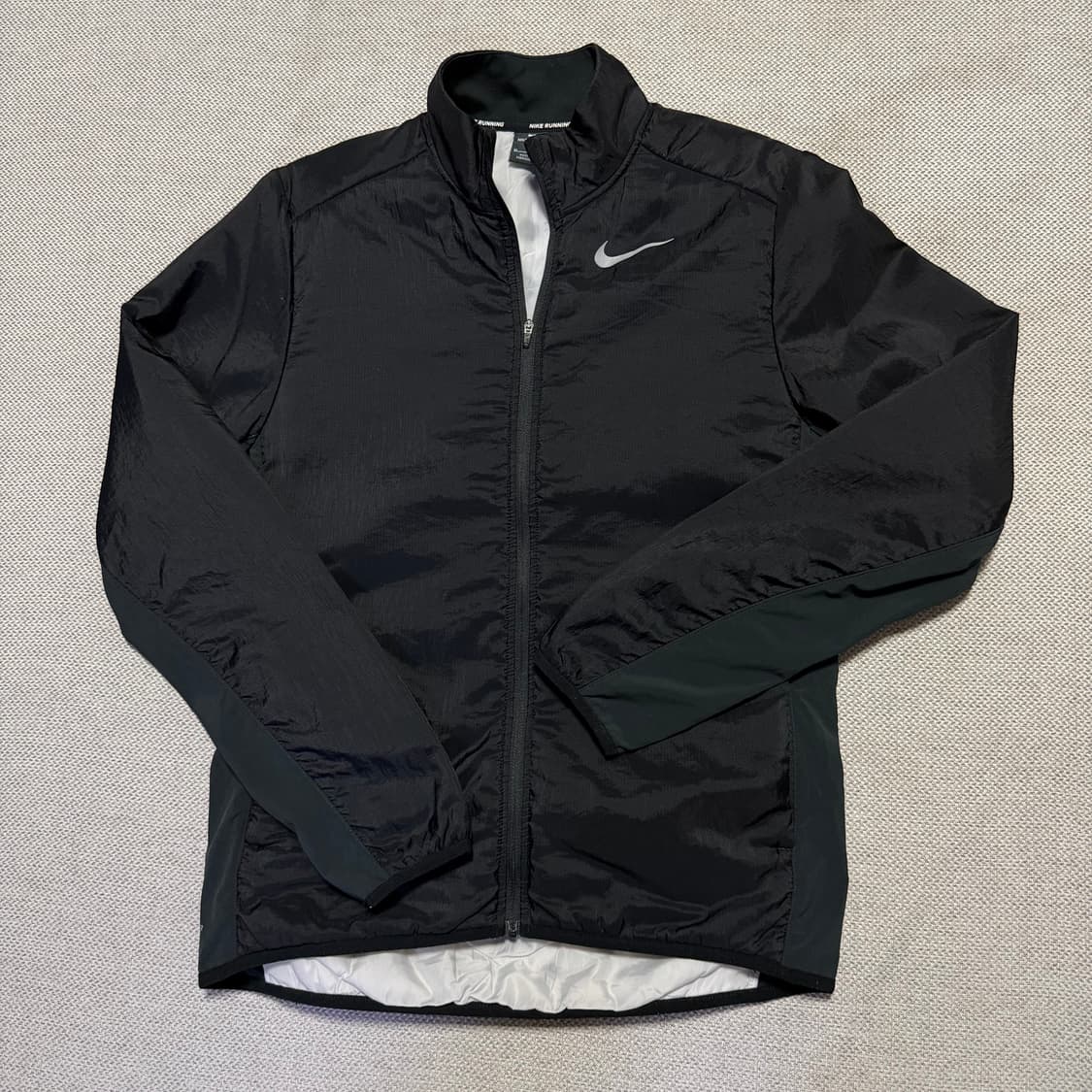 나이키 러닝 경량 패딩자켓 상품이미지1