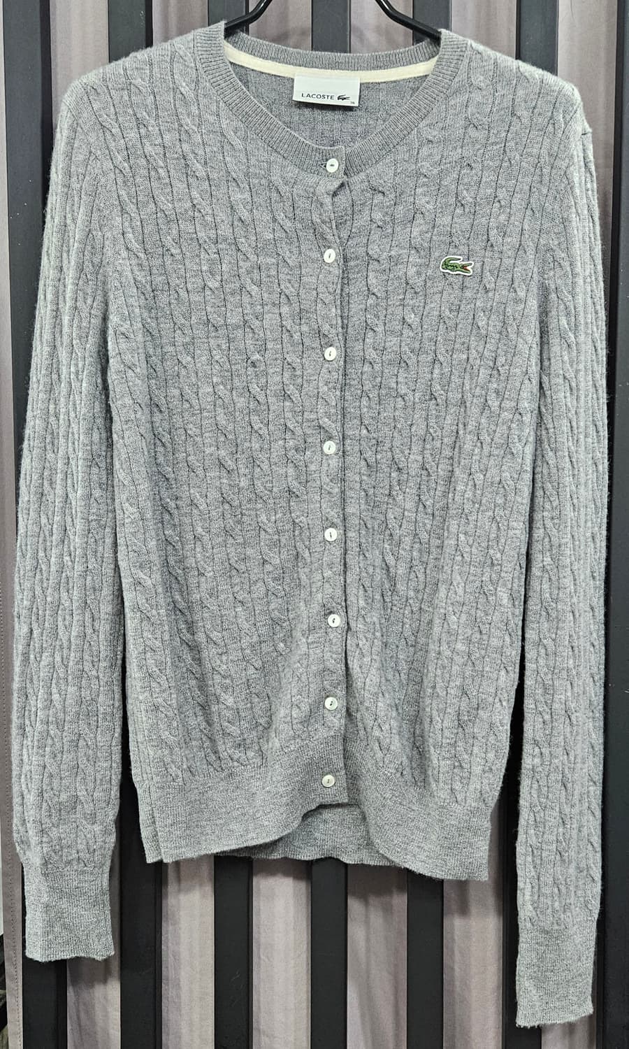23FW 라코스테 케이블 크루넥 가디건 멜란지그레이 95 상품이미지1