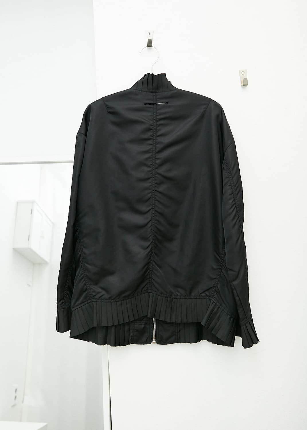MM6 Pleats Trim Bomber Jacket 상품이미지4
