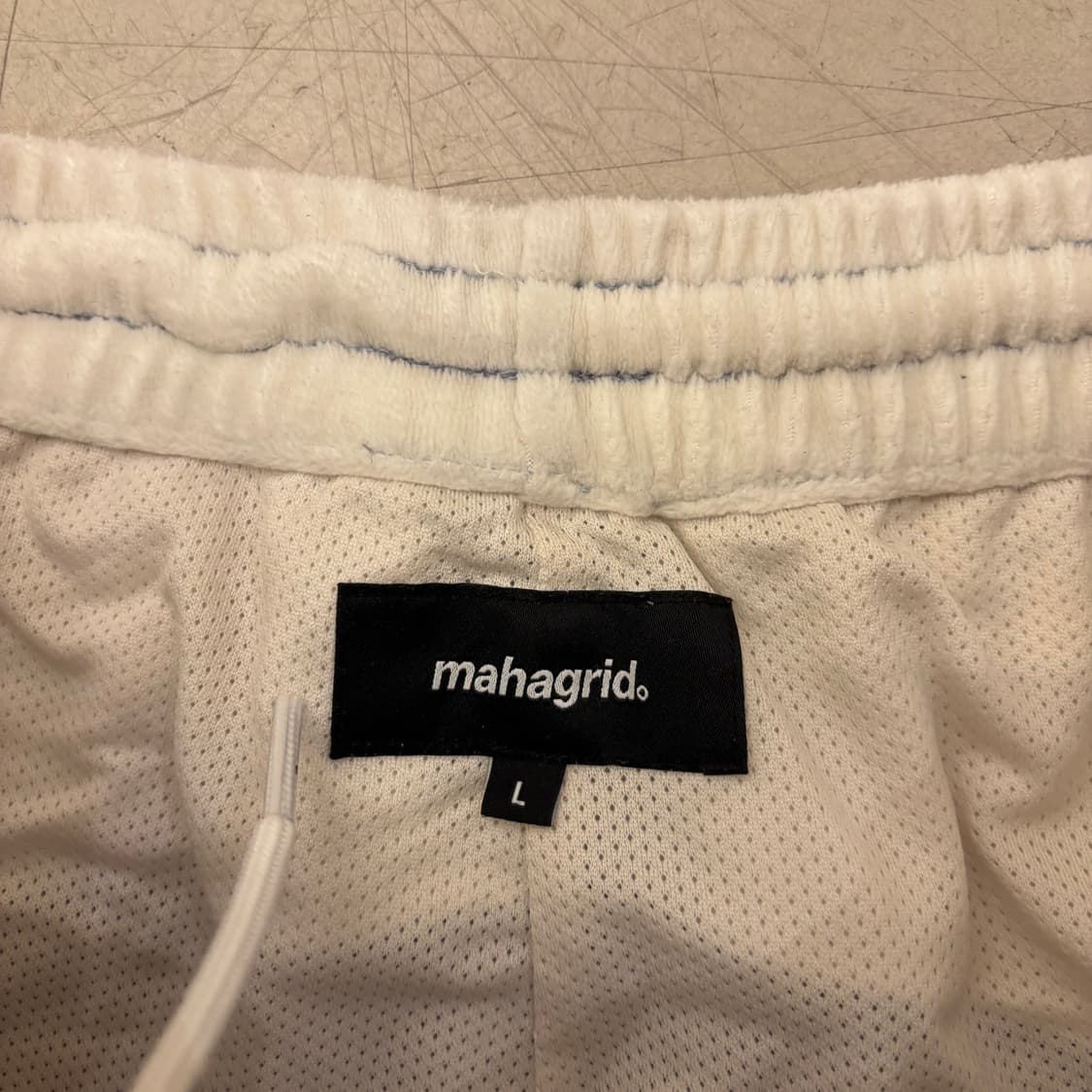 마하그리드 벨루어 배색 반바지 상품이미지3