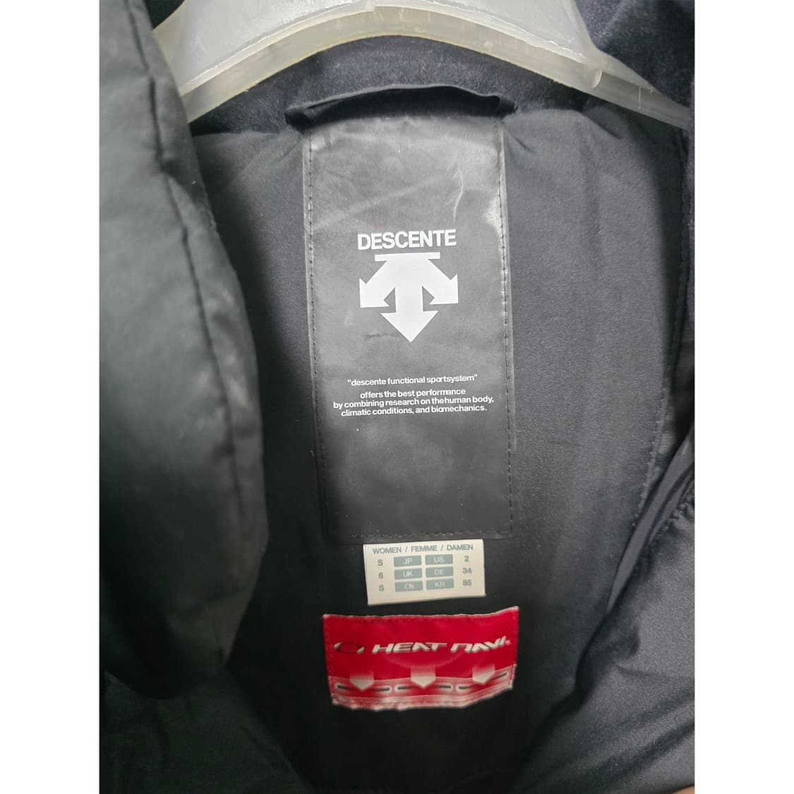 택포// 데상트 블랙 롱패딩 S 상품이미지2