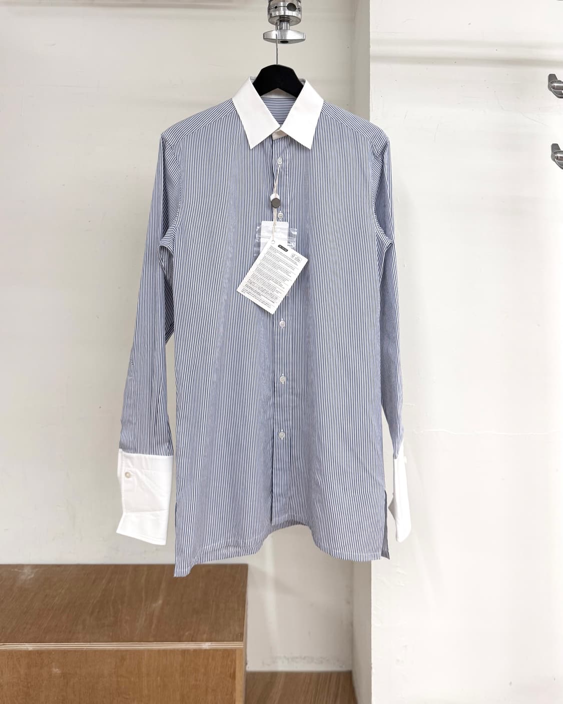 메종 마르지엘라 블루 스트립드 화이트칼라 셔츠 상품이미지1
