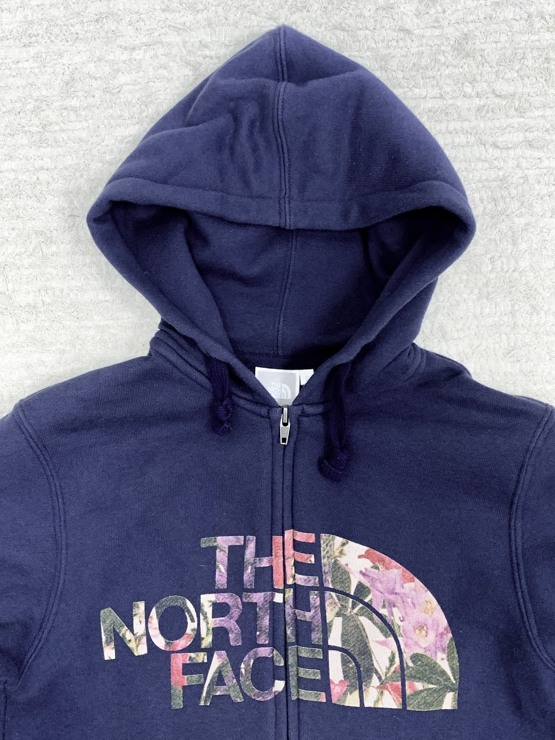 THE NORTH FACE Flower Graphic Zip Hoodie 상품이미지2