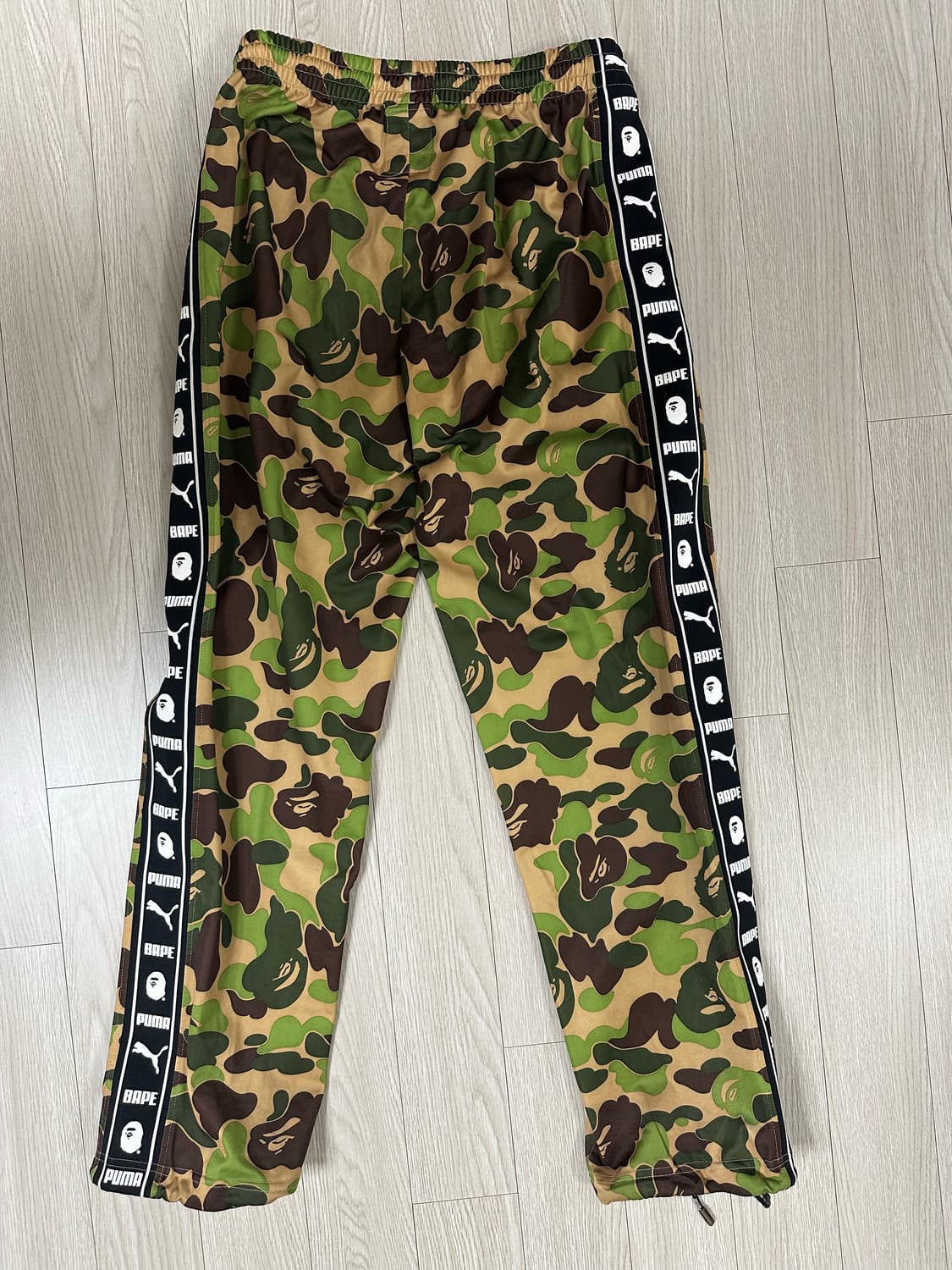 베이프x푸마 카모 트랙 팬츠 XS  상품이미지2