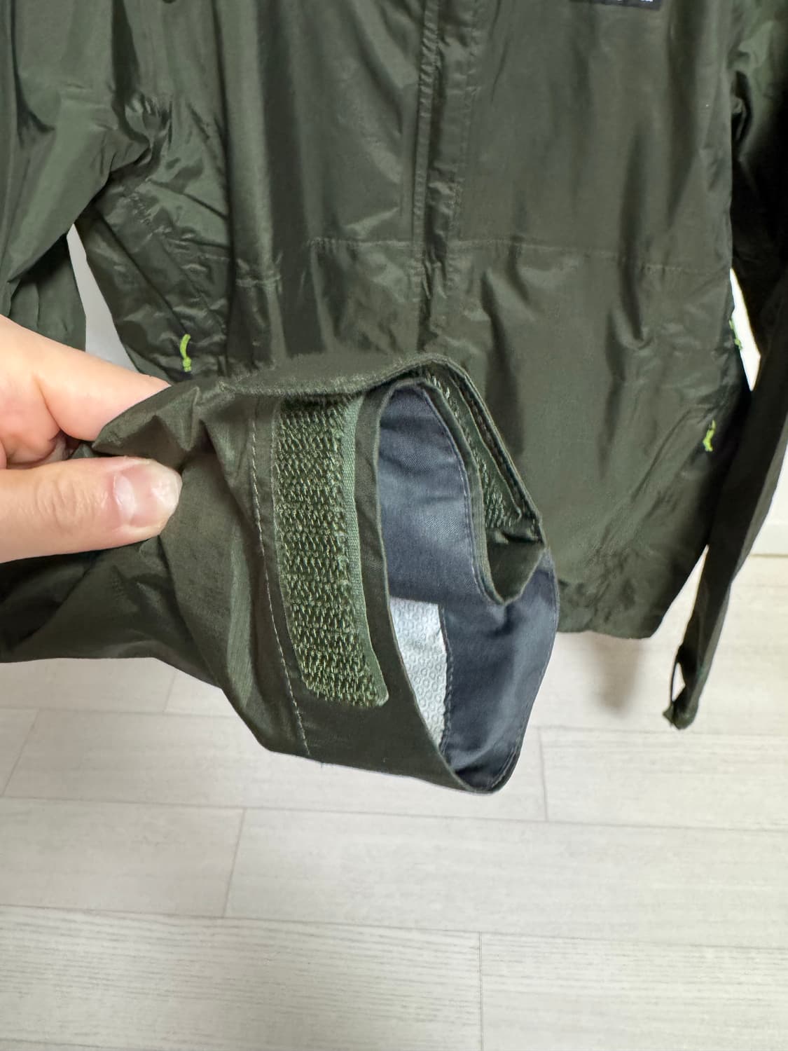 파타고니아 토렌쉘 자켓 카키 M 상품이미지4