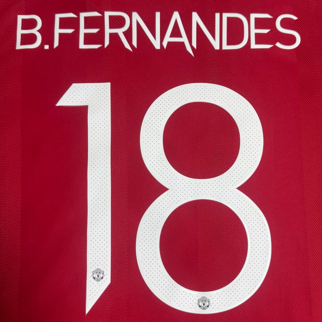 21-22 맨체스터 유나이티드 홈 어센틱 유니폼 브루노 페르난데스 상품이미지8
