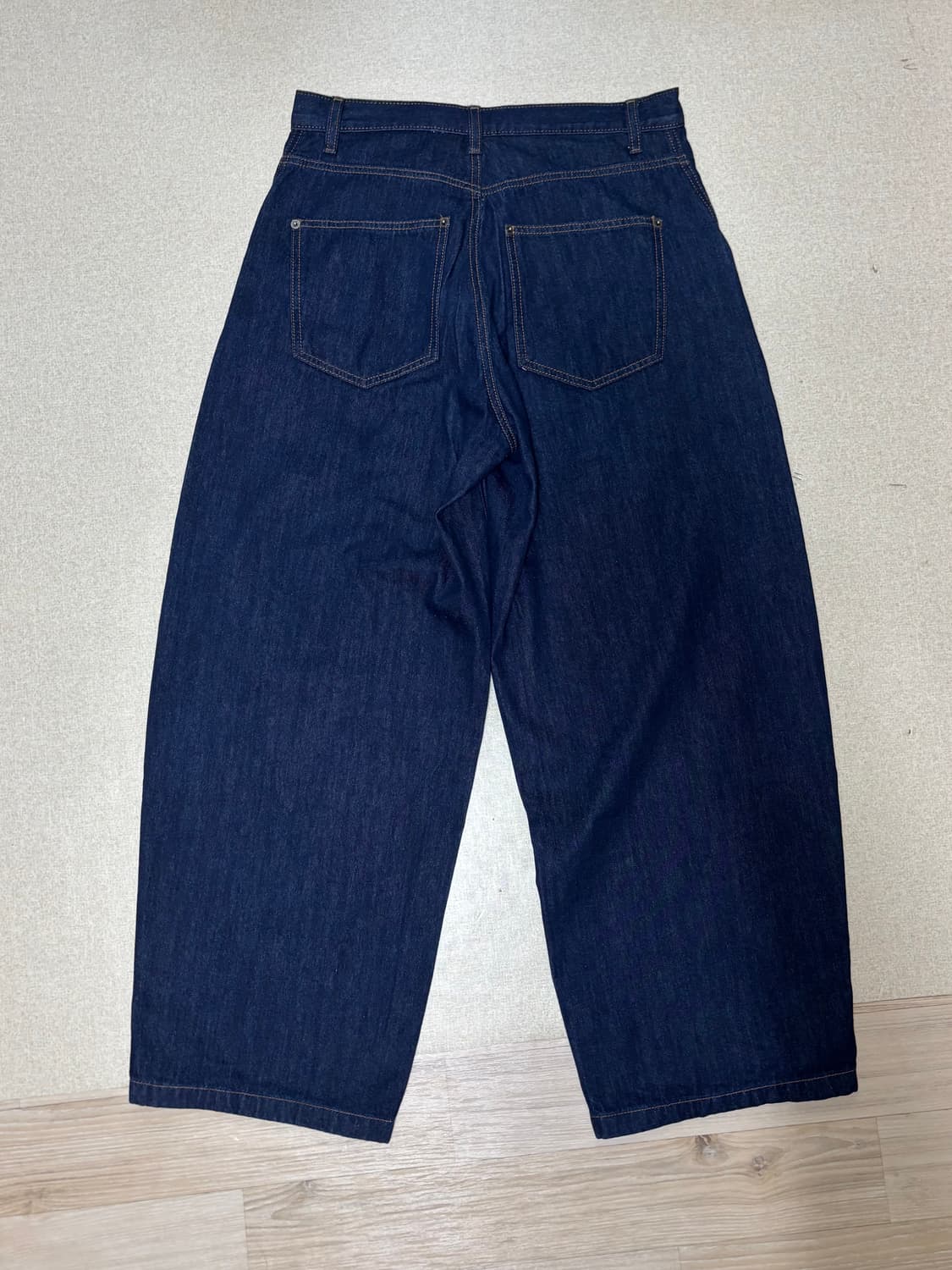 낫포너드 커브드 데님 인디고 판매합니다 상품이미지2