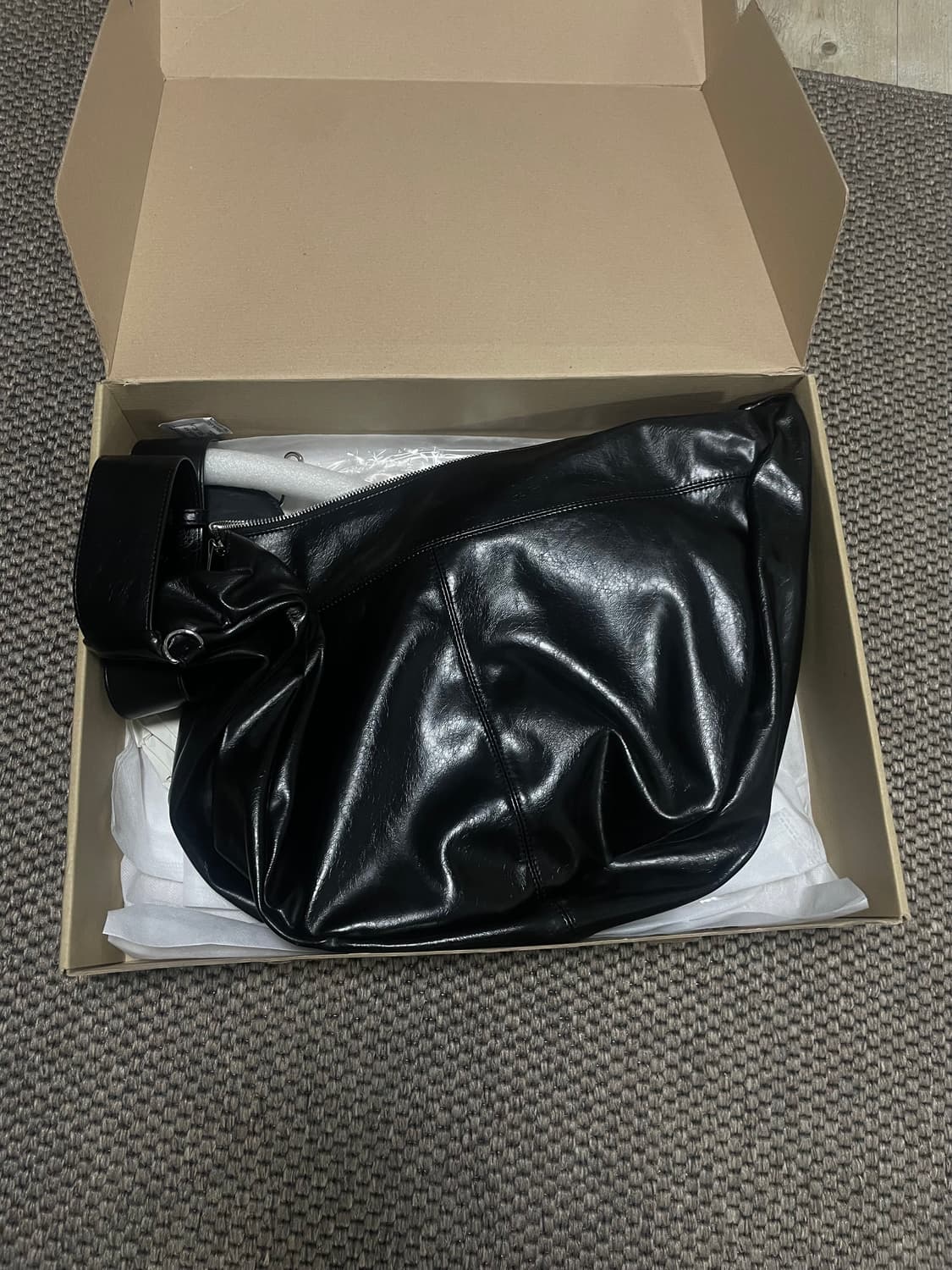 밈더워드로브 레더 백  상품이미지1