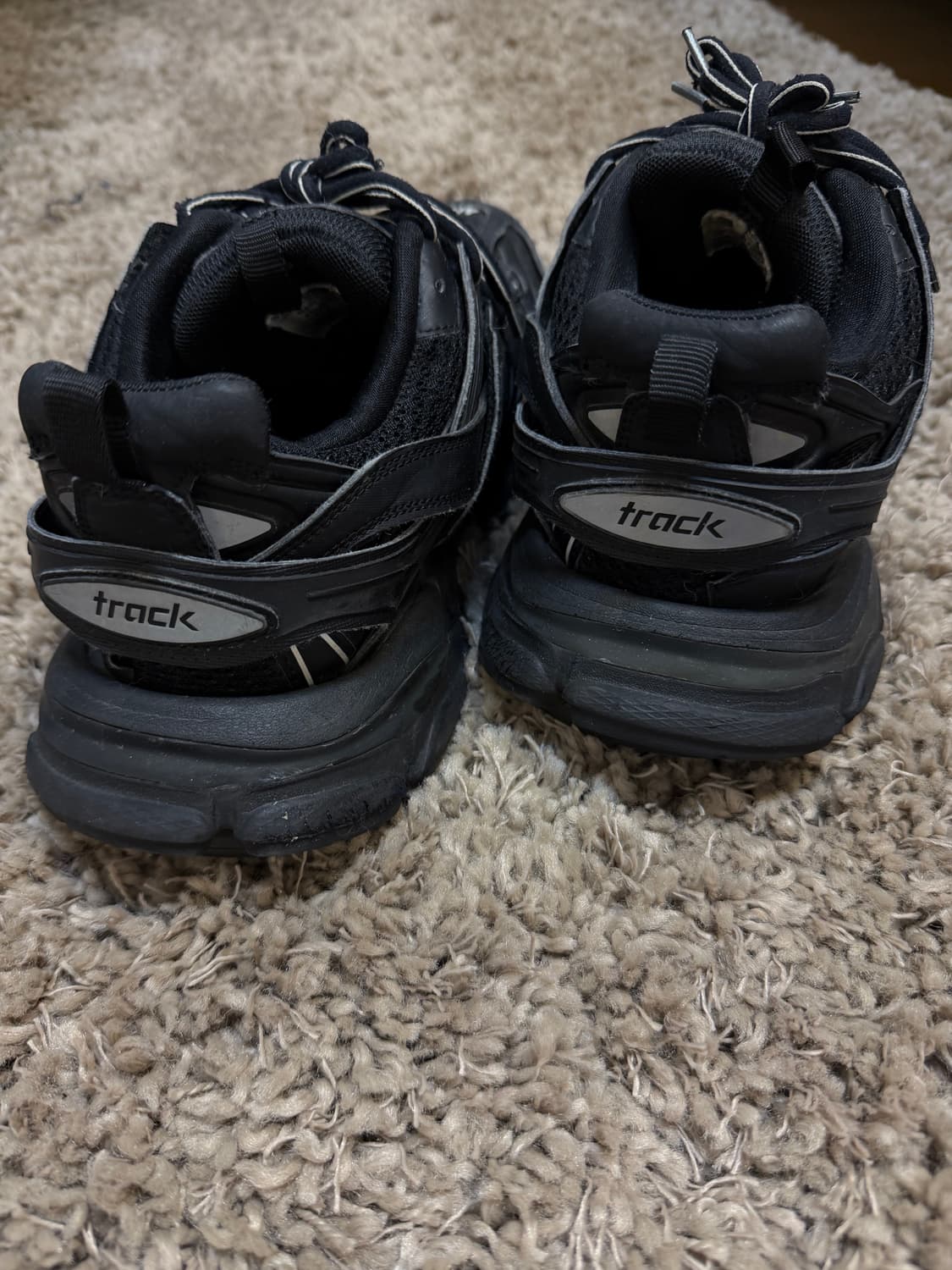 발렌시아가 트랙스니커즈 블랙 40 상품이미지2