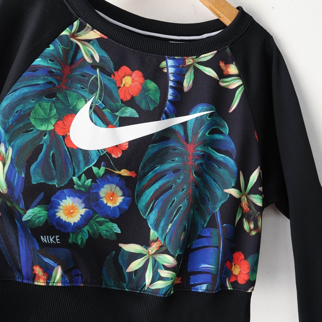 55/나이키 프린트 크루넥 크롭 탑  상품이미지4