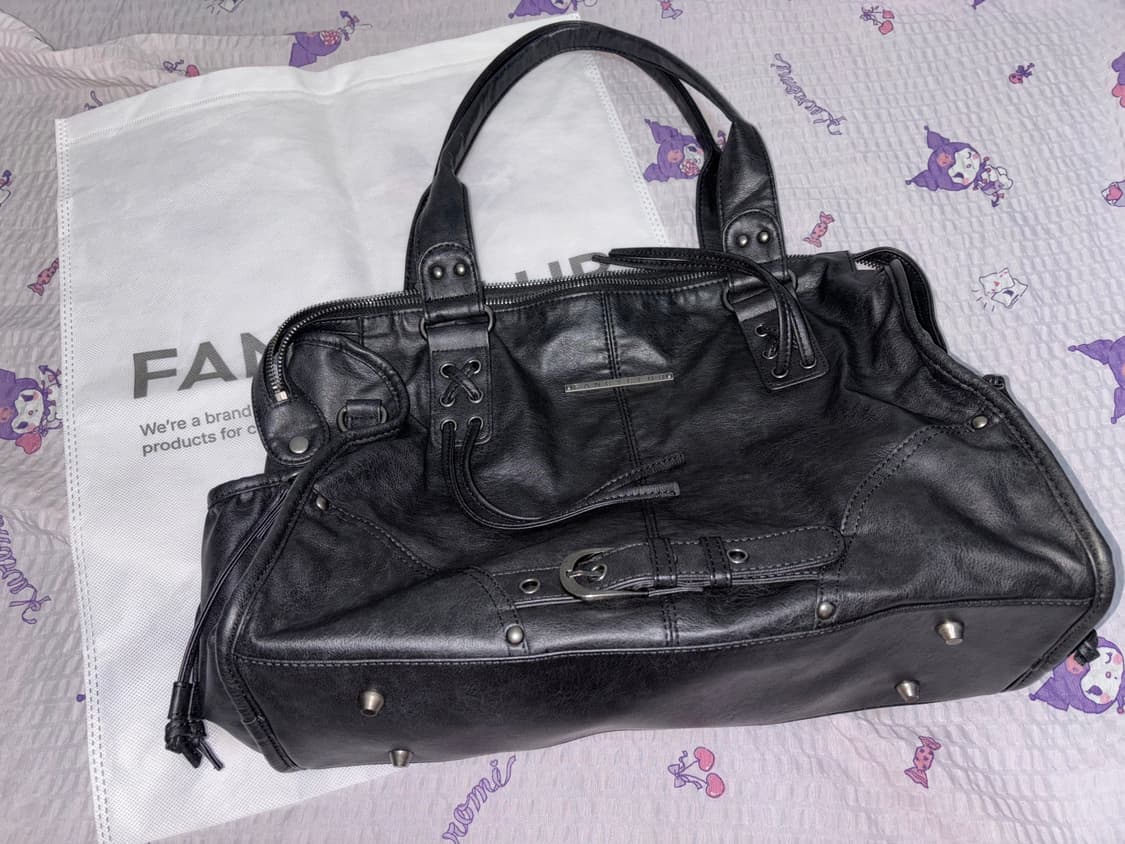 팬시클럽 벨티드 워싱 레더백 블랙 상품이미지1