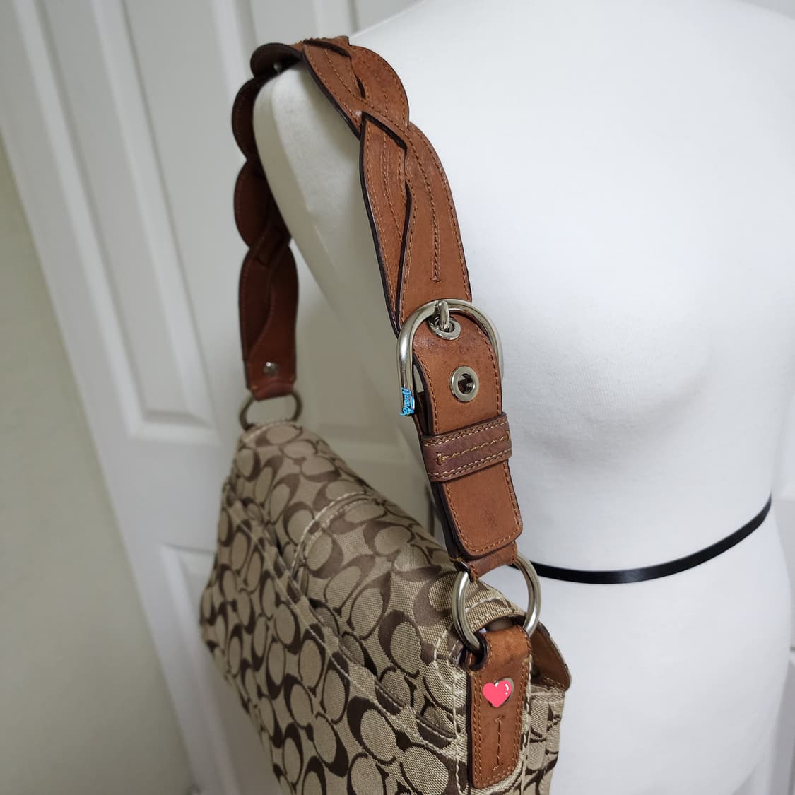 코치 숄더백  상품이미지3