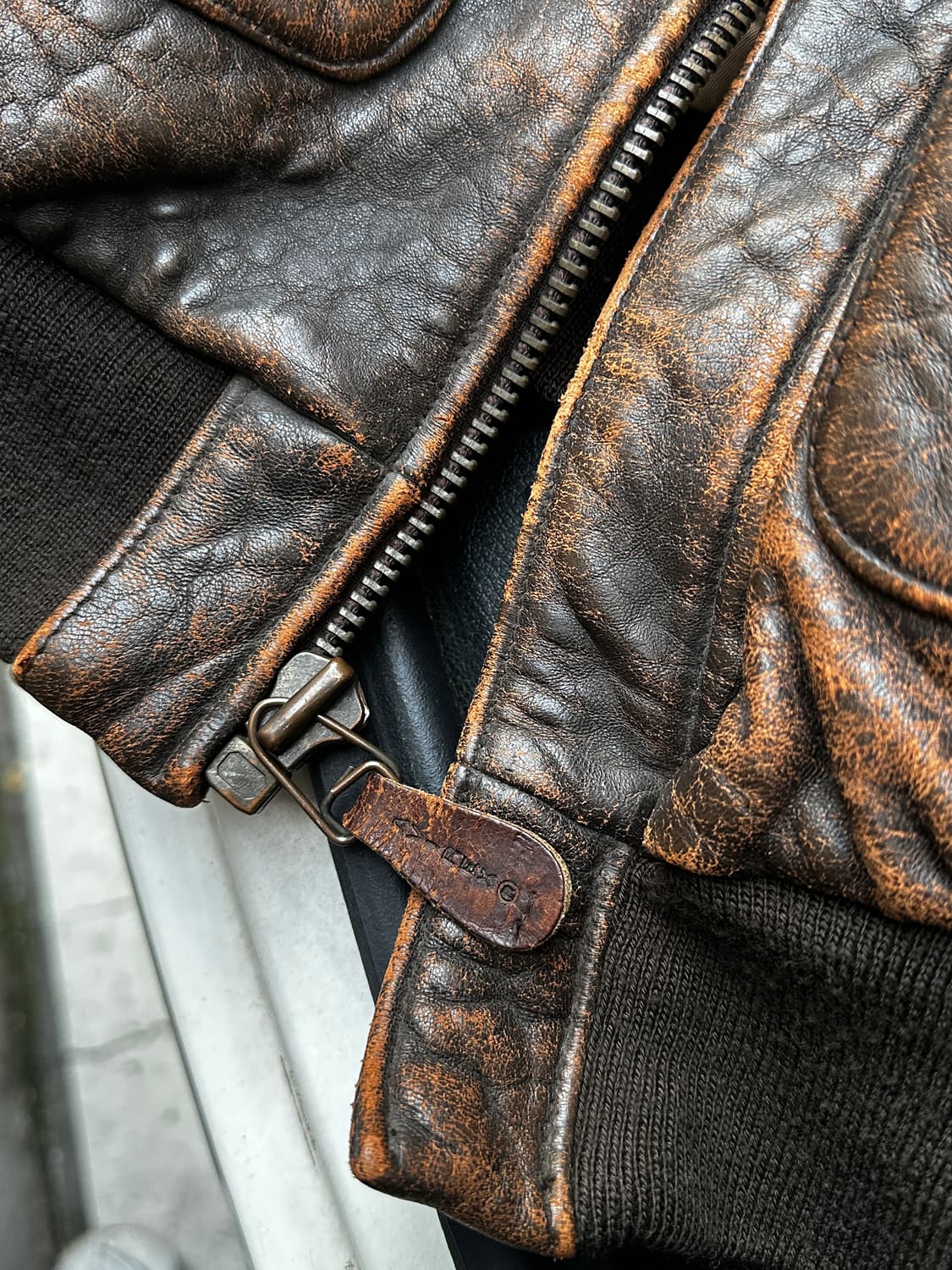 아비렉스 avirex A-2 플라이트 레더자켓 6 of diamonds 상품이미지5