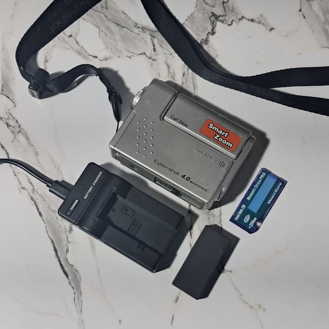 슬기 디카! 소니 빈티지 디카 CyberShot DSC-F77A 상품이미지6