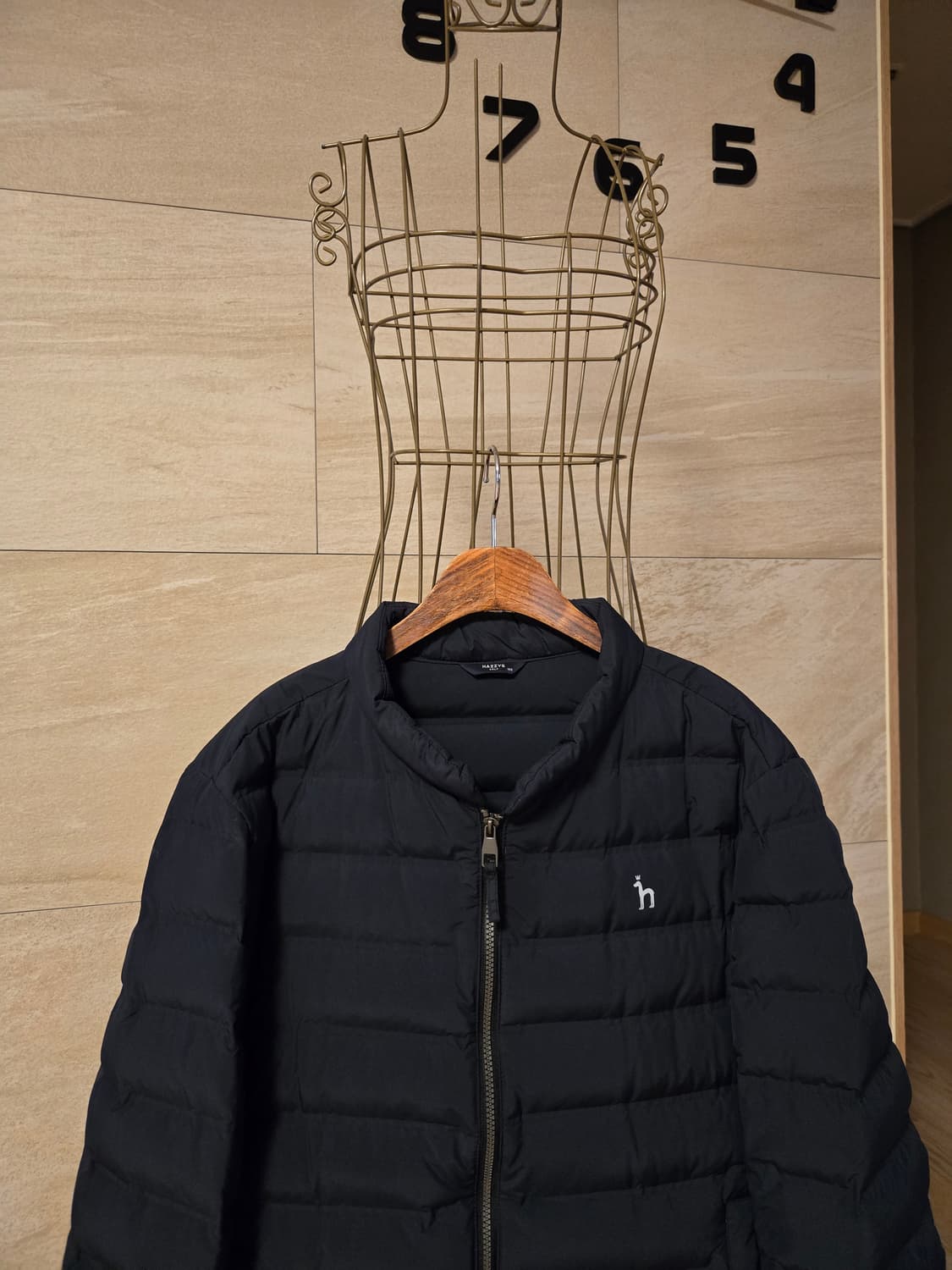 [105] 헤지스 남성 덕다운 경량 패딩 상품이미지2