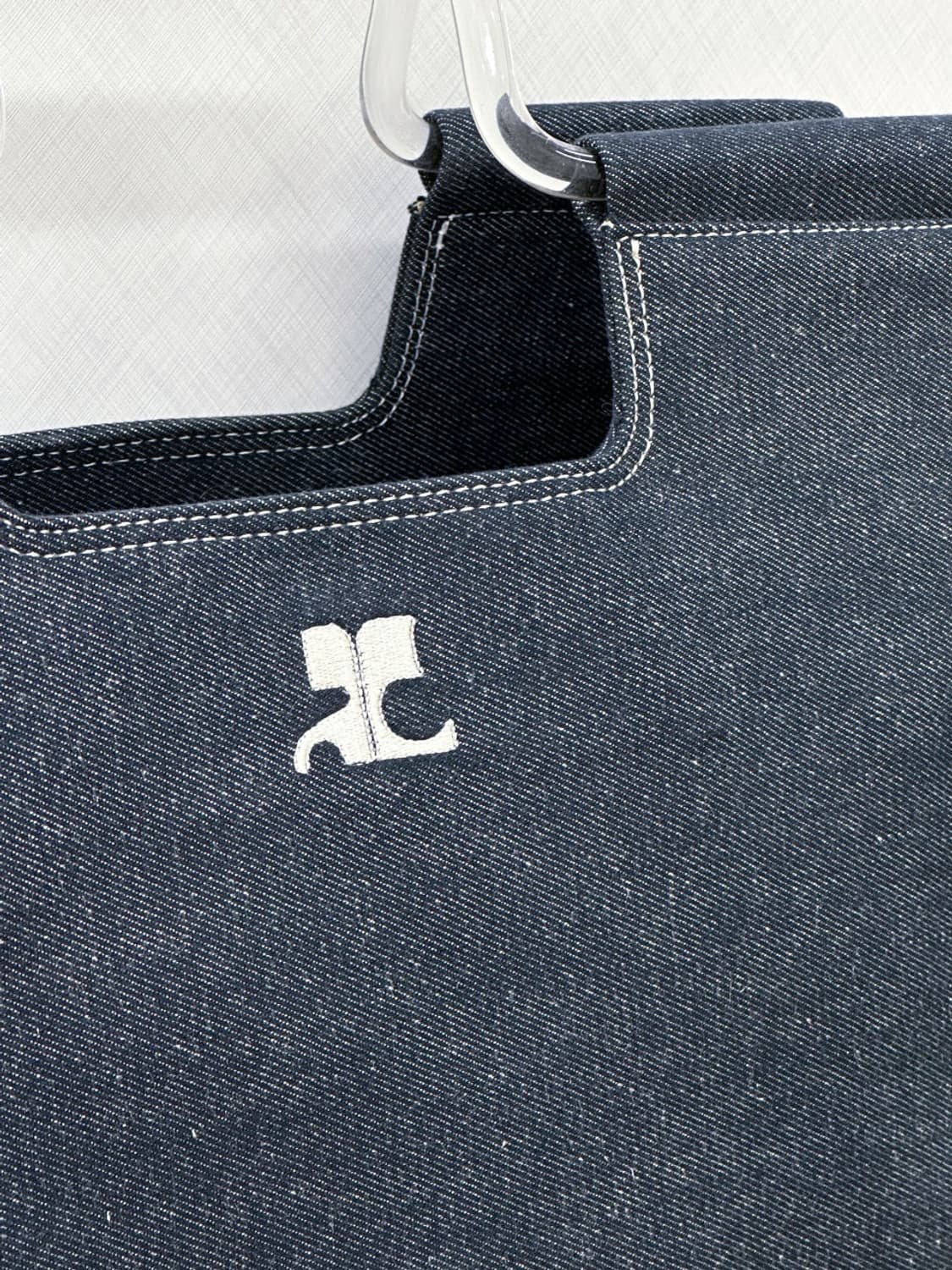 courreges / 꾸레쥬 아크릴 핸들 데님 토트백 상품이미지4