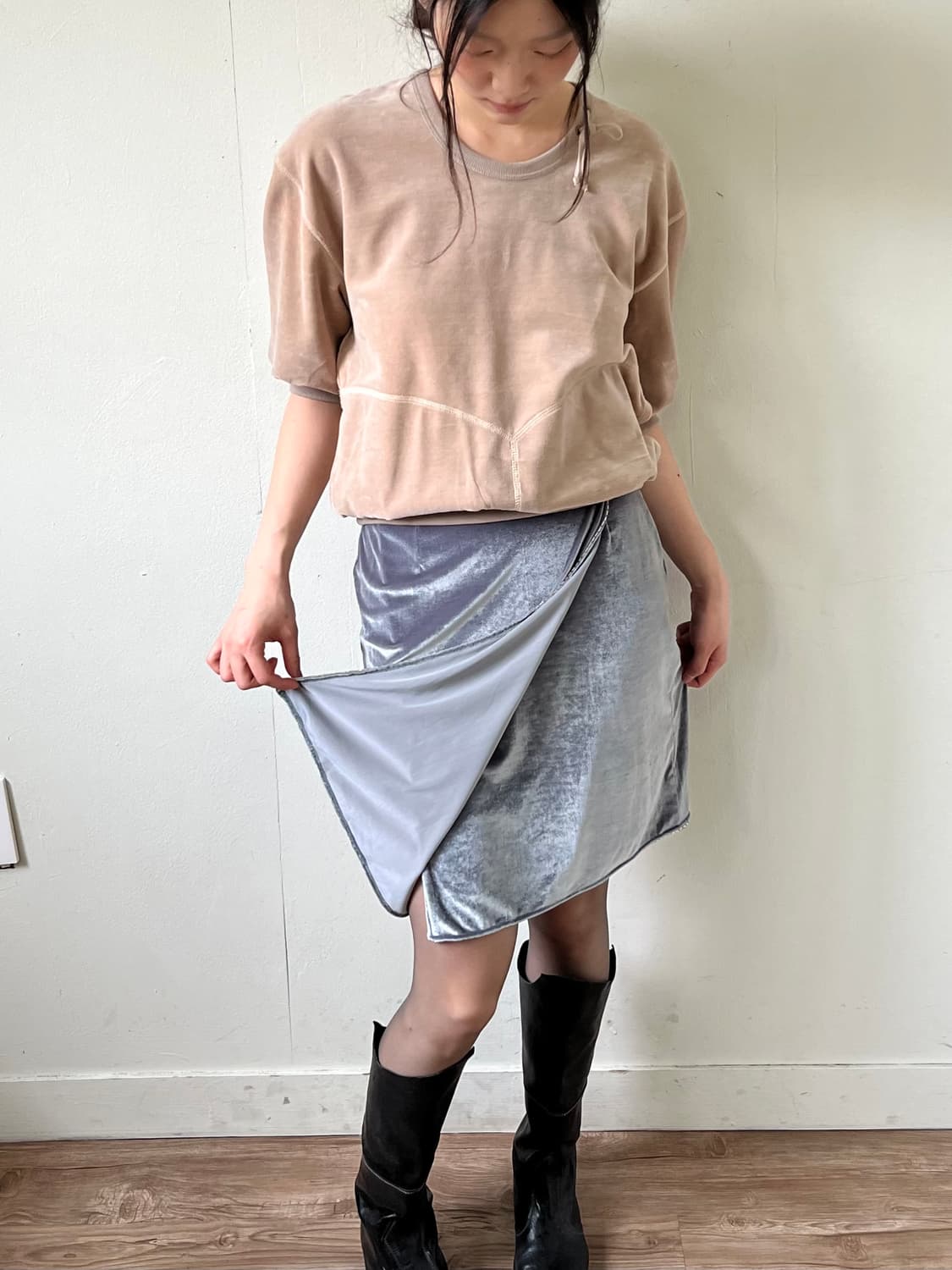 TRANS CONTINENTS 벨벳 랩 스커트 상품이미지8