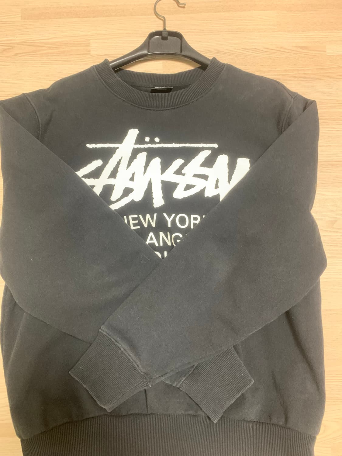 스투시 월드투어 맨투맨 s사이즈 상품이미지3