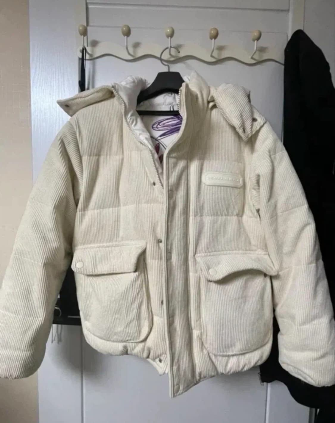 Themuseumvisiter, matinkim 패딩 상품이미지2