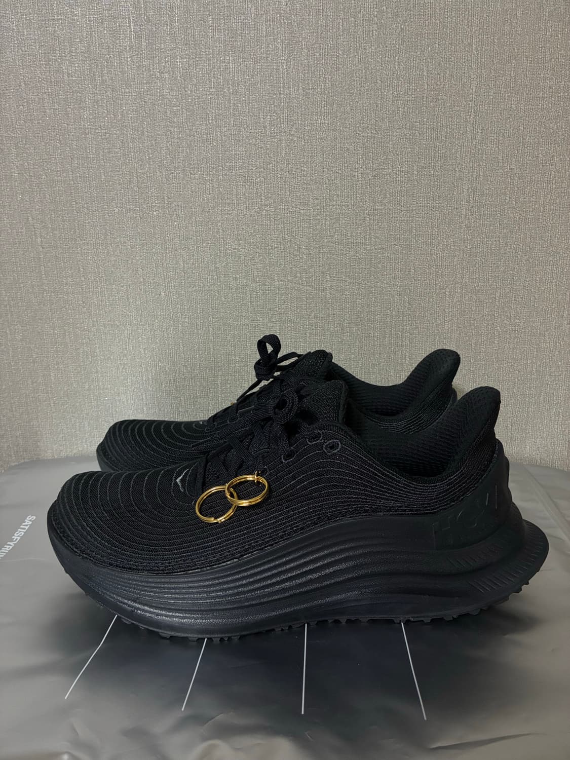 꼼데 호카 상품이미지1