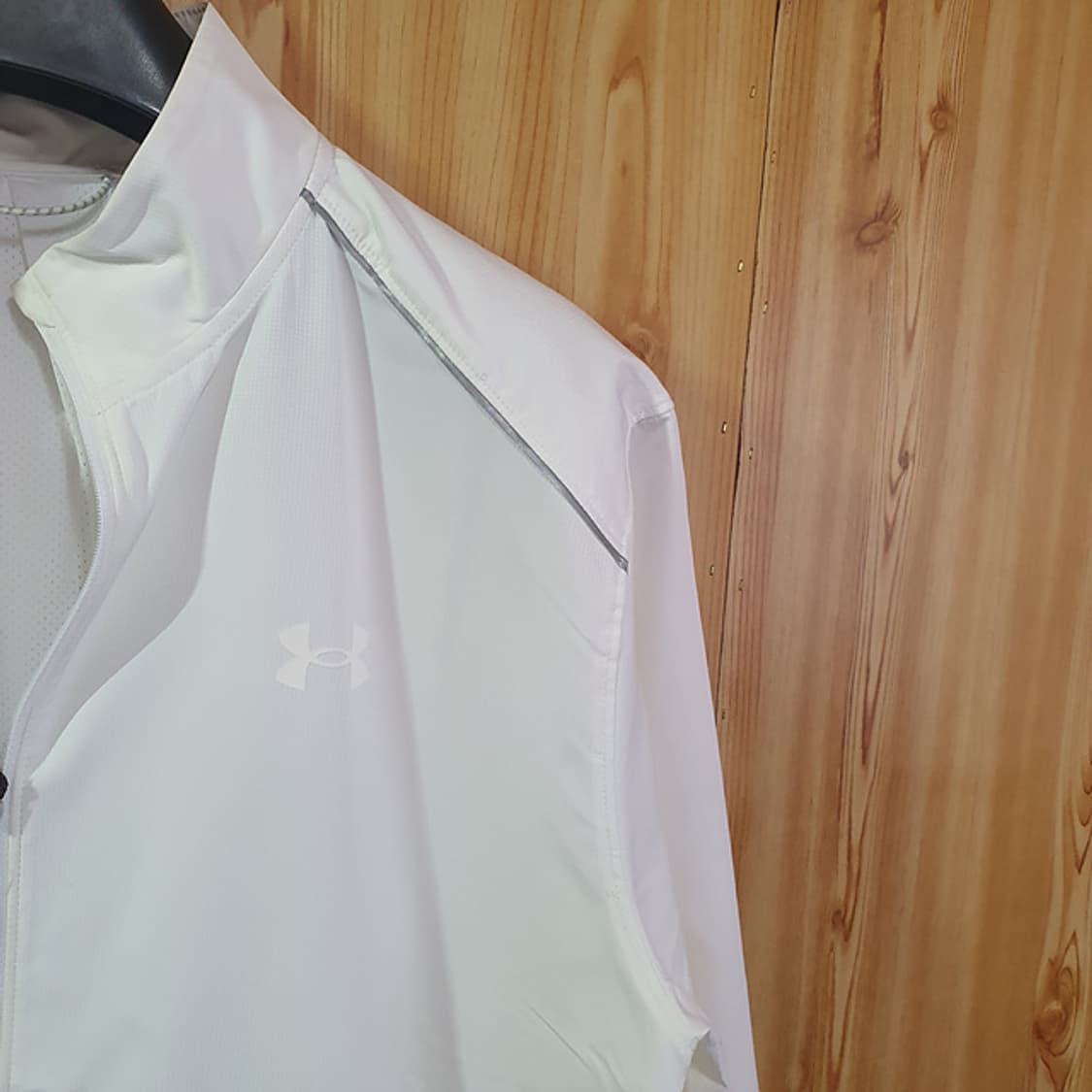 언더아머 바람막이 자켓 XL 상품이미지2