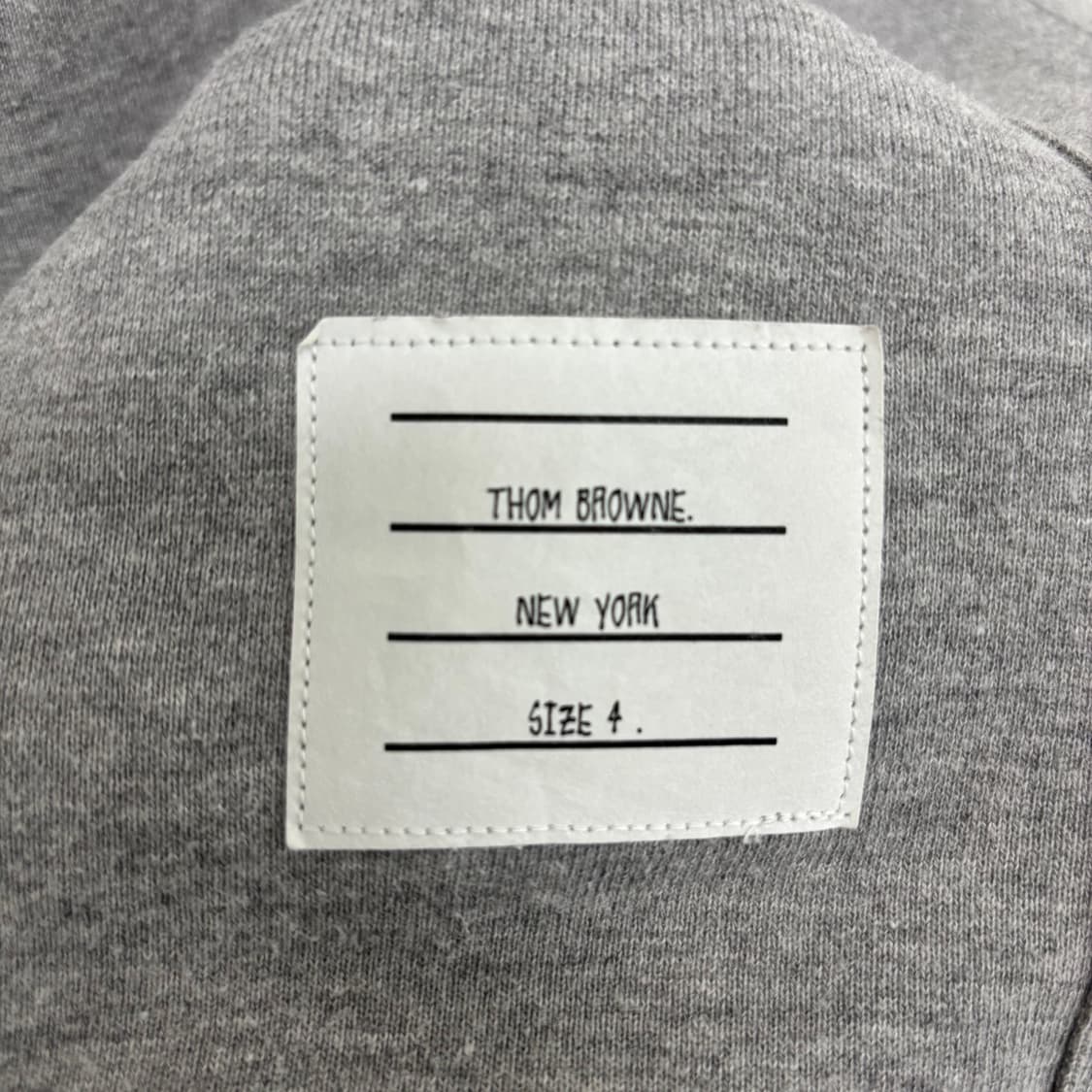 [4]톰브라운 사선완장 맨투맨 상품이미지3