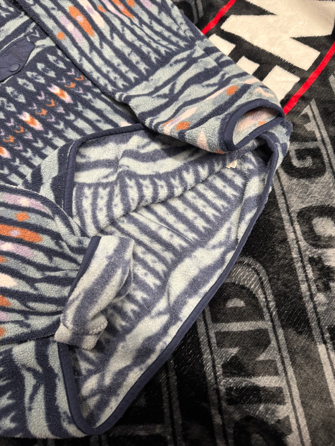 파타고니아 신칠라 스냅 티 풀 오버 쿠타 클래쉬 쉐도우 블루 상품이미지5