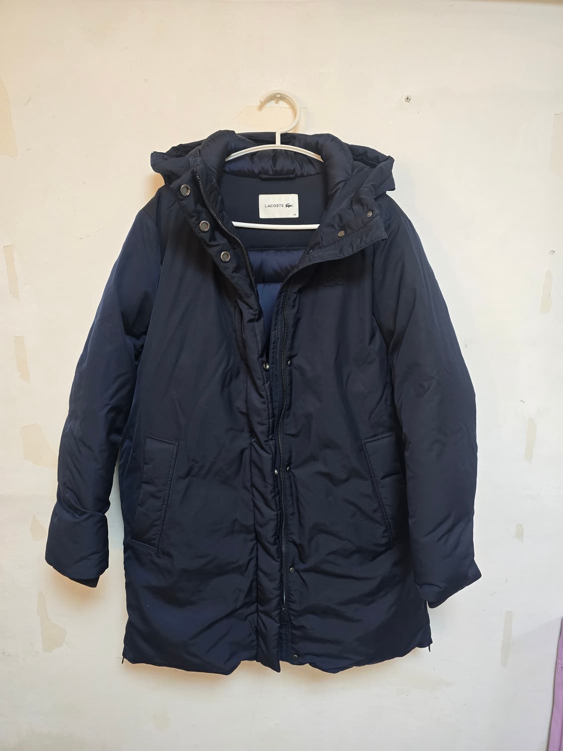 라코스테 네이비 다운 점퍼 34 (새상품)
 상품이미지1