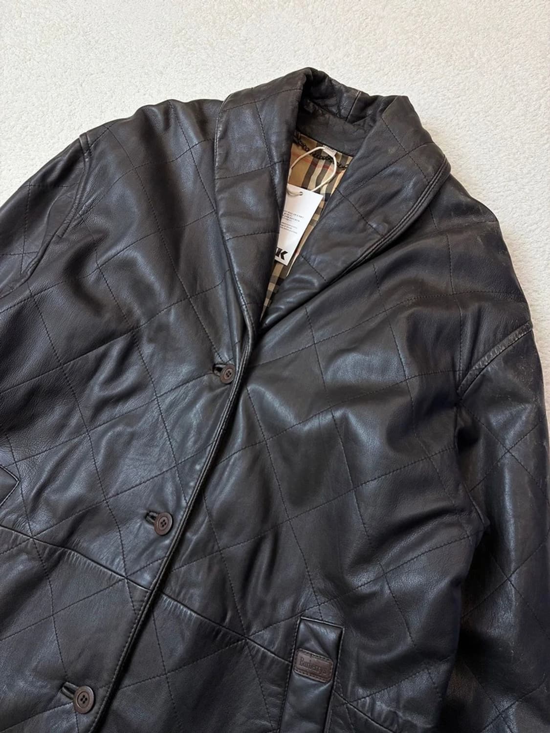 버버리 90's 숄카라 양가죽 퀼팅 루즈핏 코트 PN6107 상품이미지2